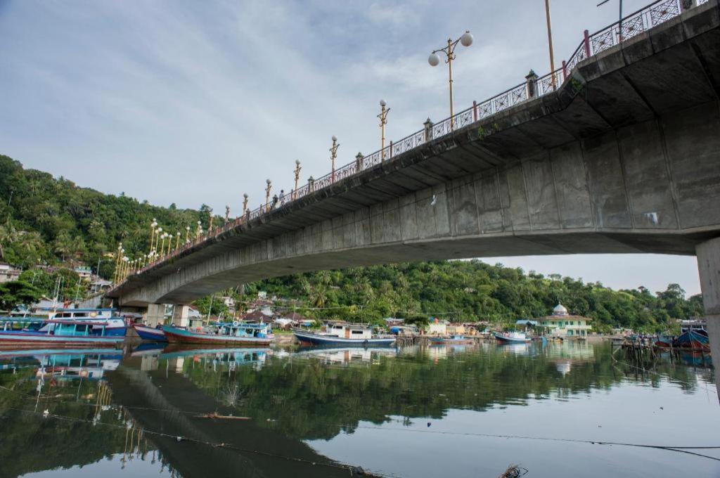 Jesnic Hotel Паданг Экстерьер фото